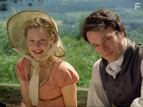 Romola Garai and Rupert Evans in Эмма (2009)
