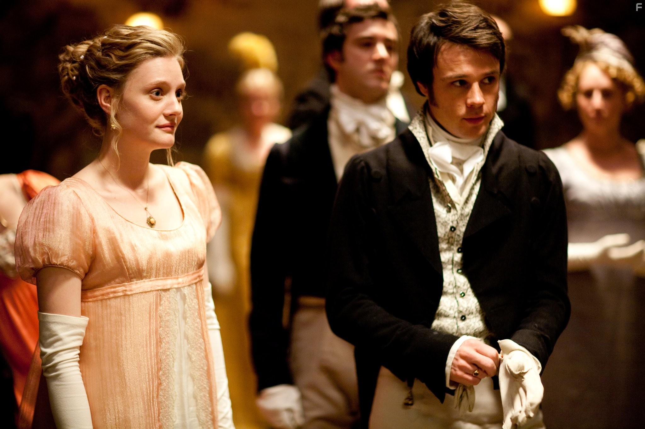 Romola Garai and Rupert Evans in Эмма (2009)
