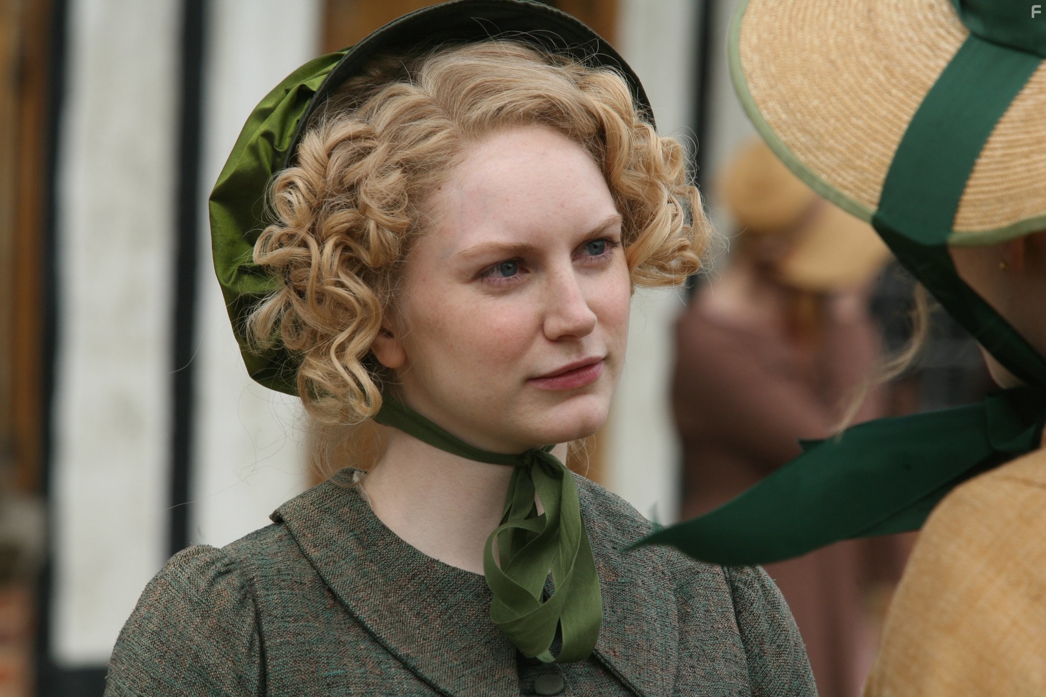 Louise Dylan in Эмма (2009)