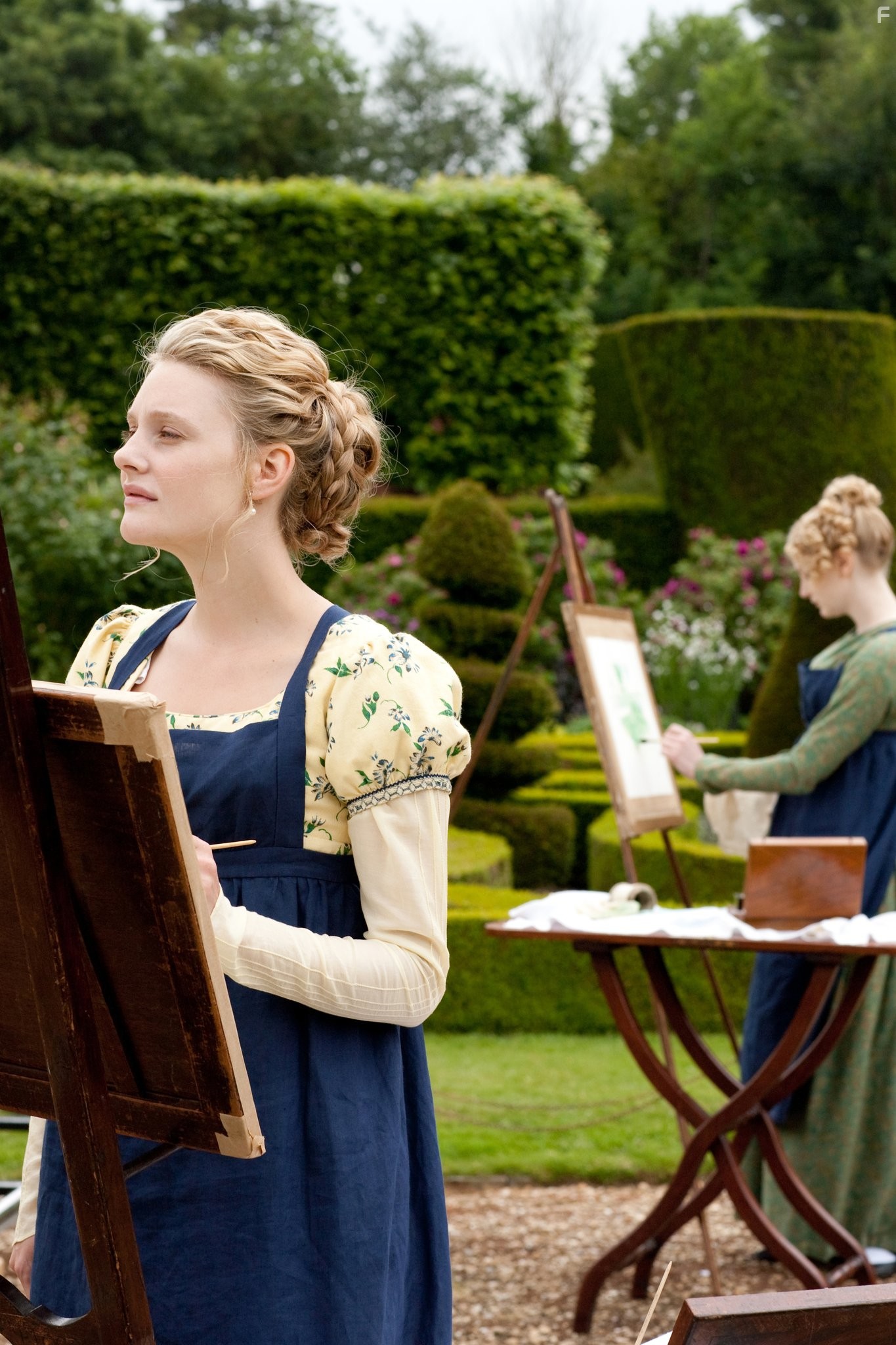 Romola Garai in Эмма (2009)