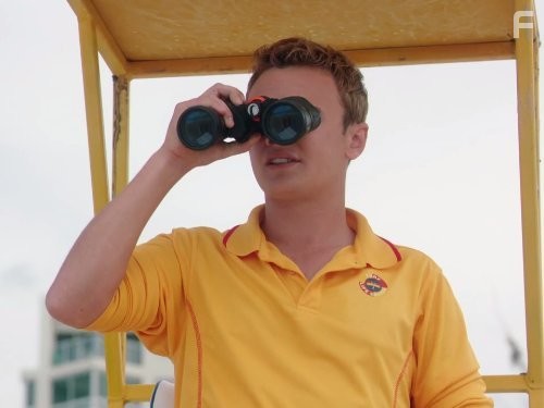 Dominic Deutscher in Тайны острова Мако (2013)