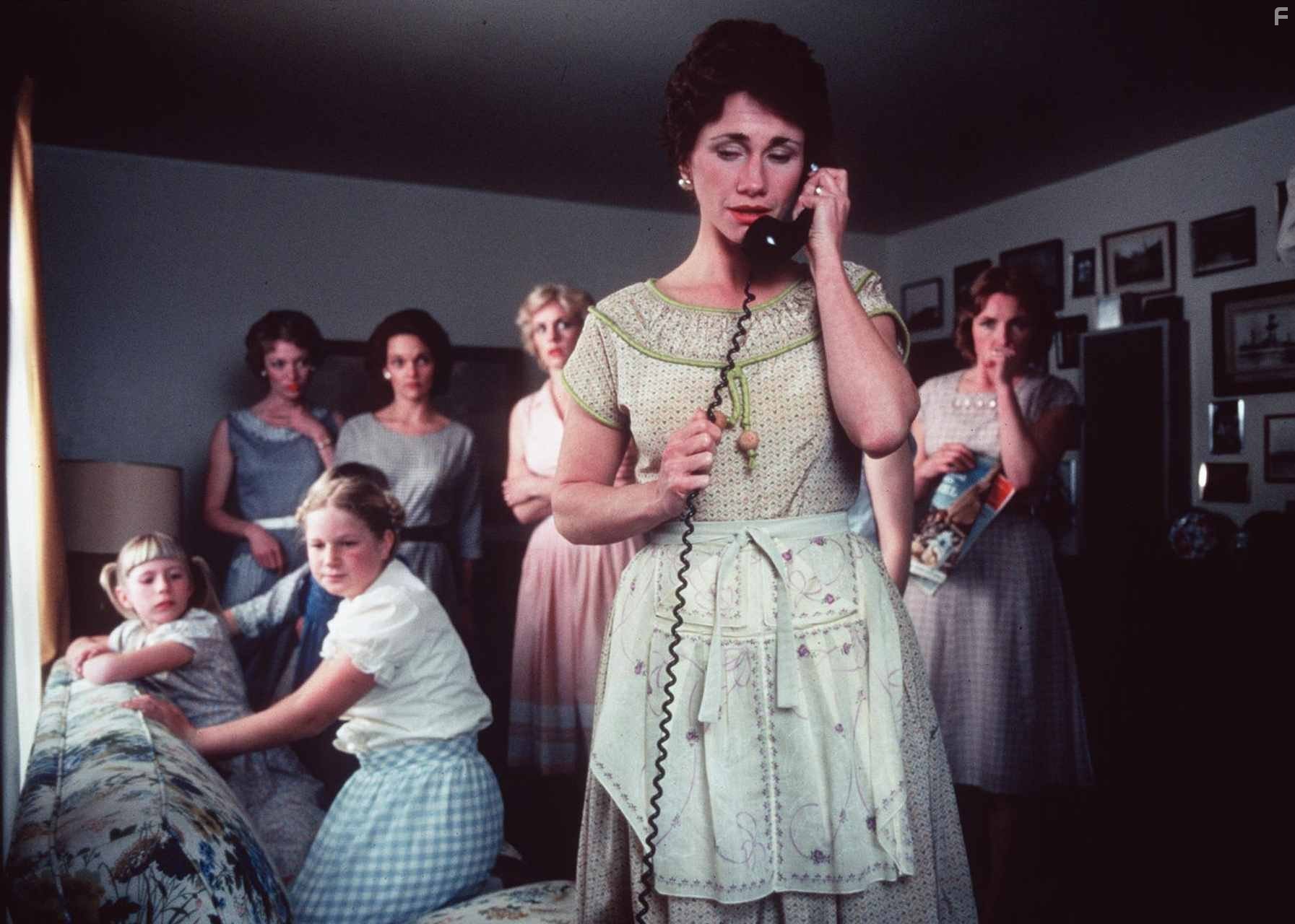 Kathy Baker, Veronica Cartwright, and Pamela Reed in Парни что надо (1983)