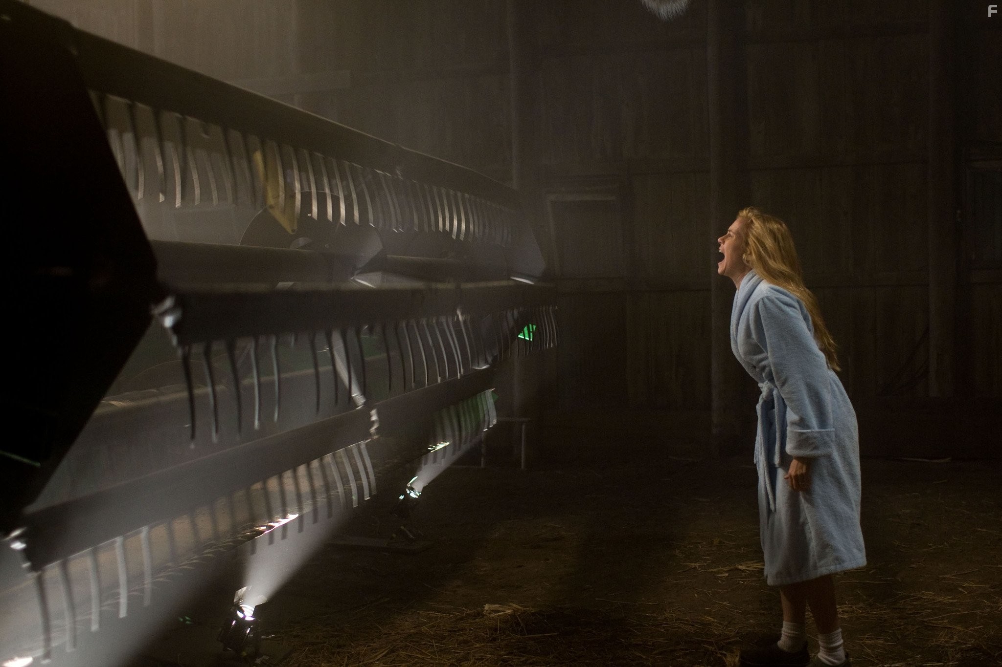 Christie Lynn Smith in Безумцы (2010)