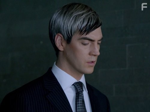 Почти человек (2013)