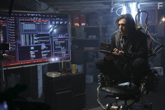 Reece Thompson in Почти человек (2013)