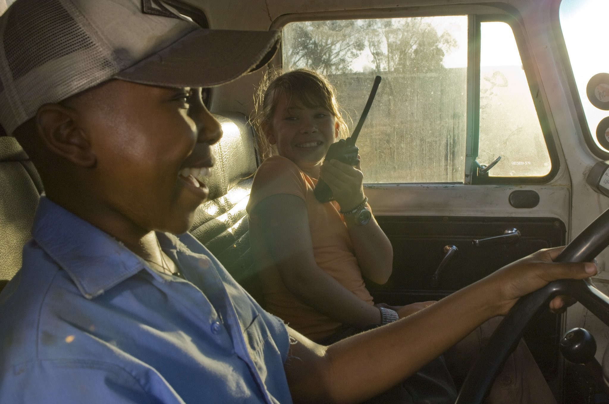Bindi Irwin and Siyabulela Ramba in Free Willy: Escape from Pirate's Cove (2010)