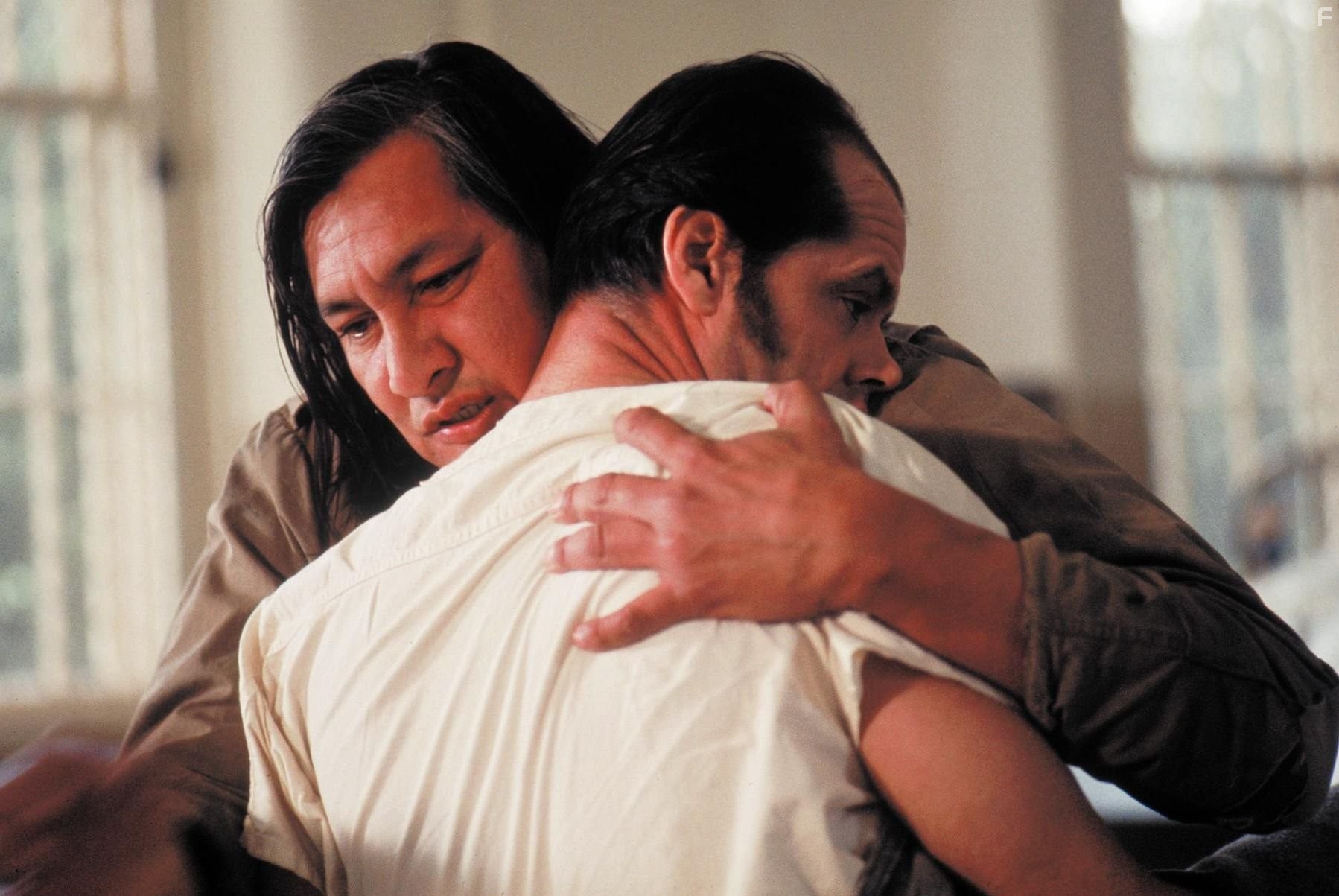 Jack Nicholson and Will Sampson in Пролетая над гнездом кукушки (1975)