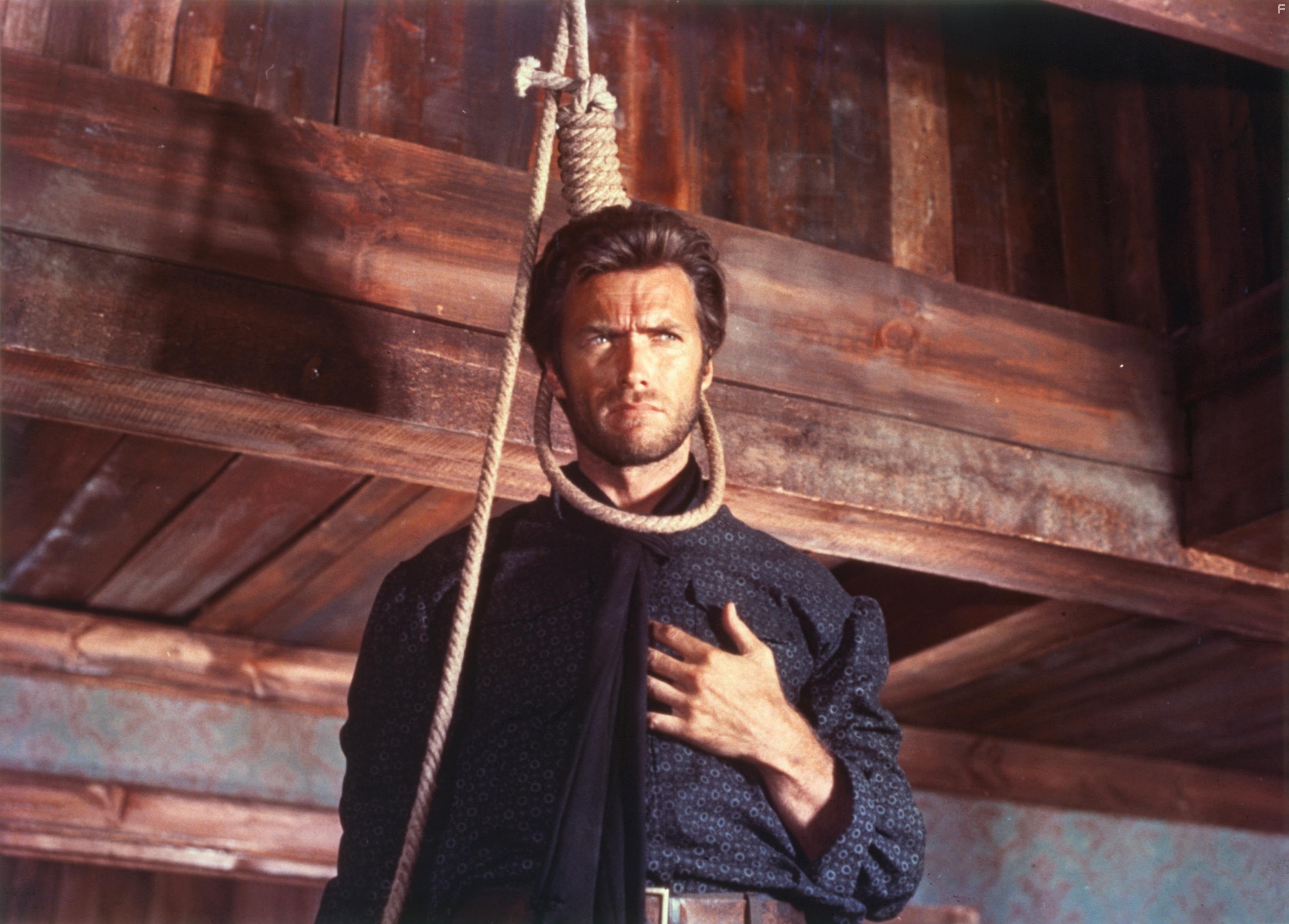 Clint Eastwood in Хороший, плохой, злой (1966)