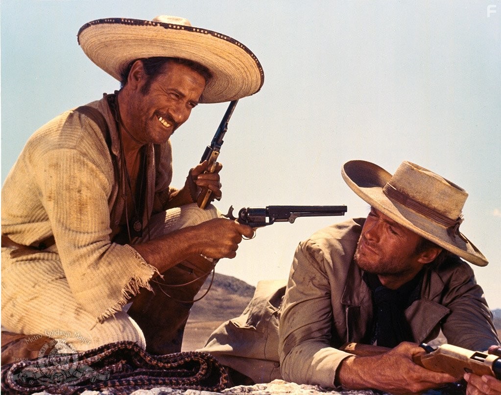 Clint Eastwood and Eli Wallach in Хороший, плохой, злой (1966)