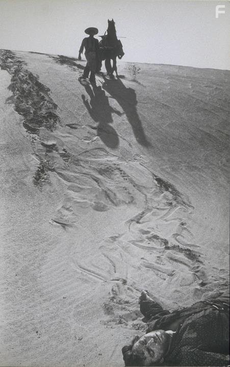 Clint Eastwood and Eli Wallach in Хороший, плохой, злой (1966)