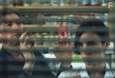Jennifer Connelly and Frederick Elmes in Халк (2003)