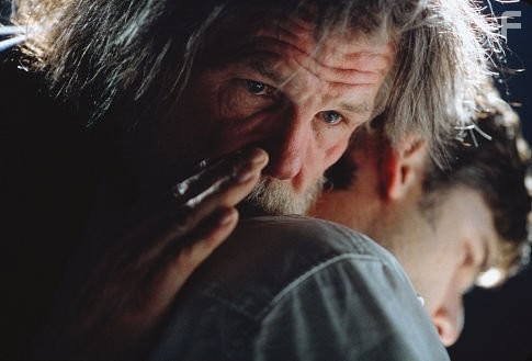 Nick Nolte and Eric Bana in Халк (2003)