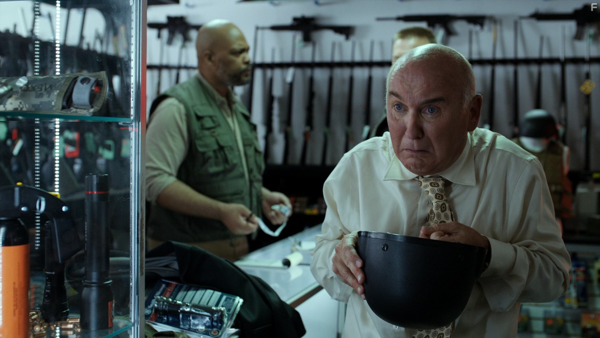 Matt Malloy in Альфа-дом (2013)