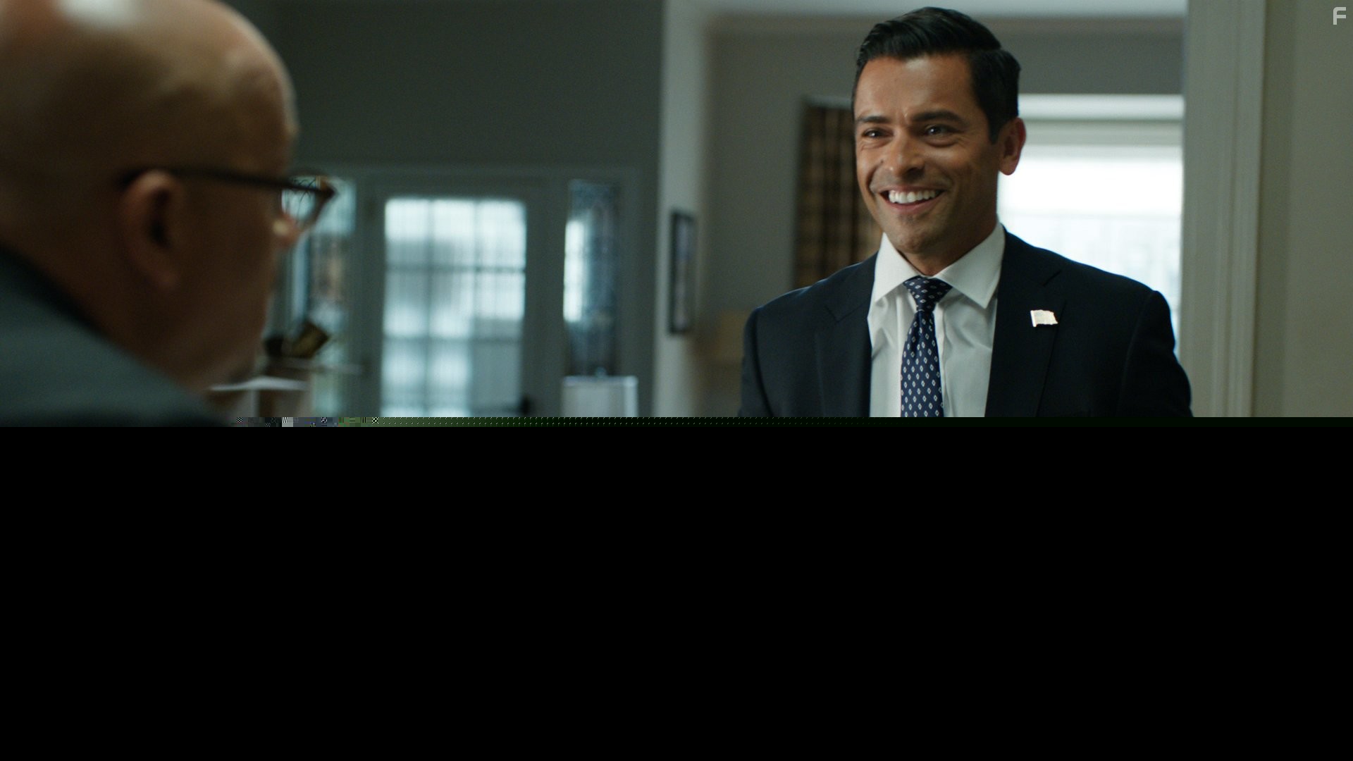Mark Consuelos in Альфа-дом (2013)