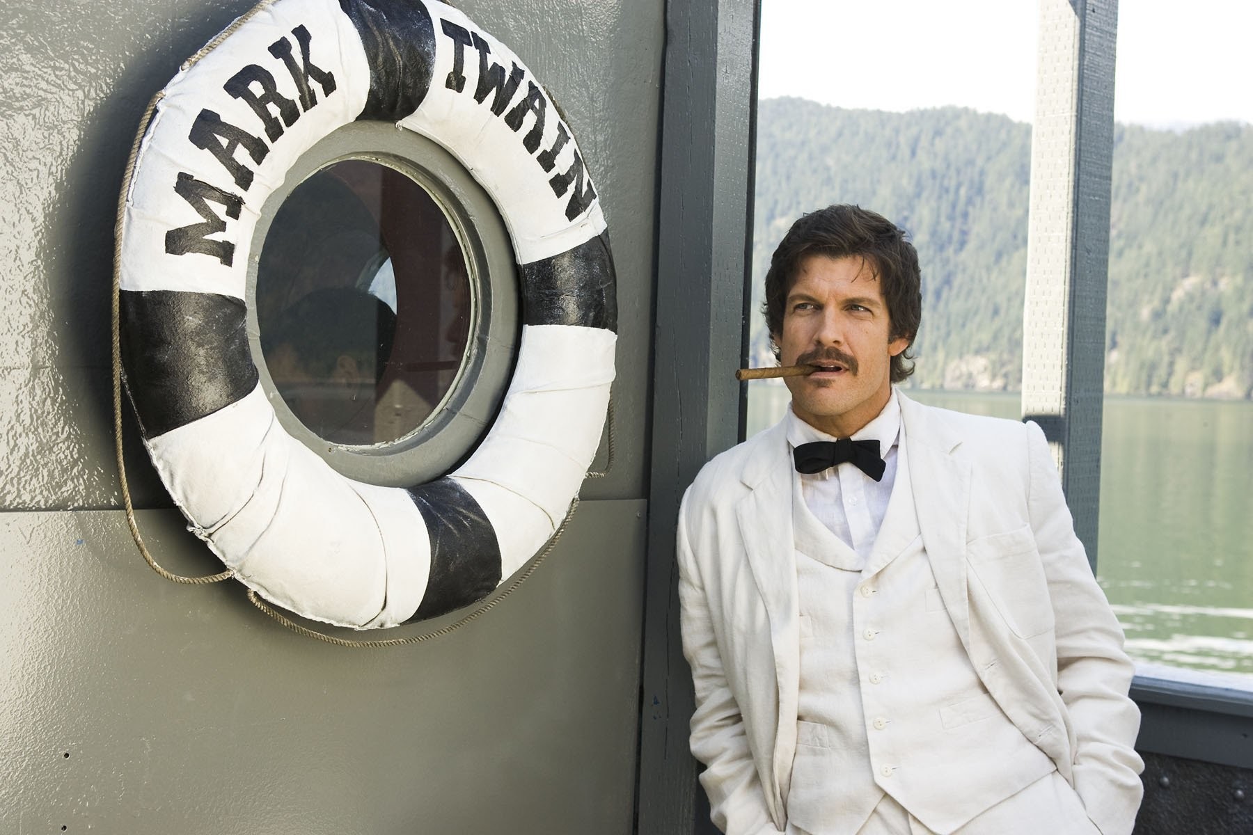 Mark Deklin in Мир реки (2010)