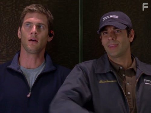 Ryan McPartlin and Zachary Levi in Чак (2007)