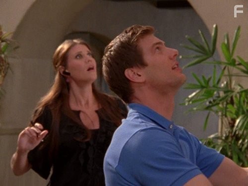 Sarah Lancaster and Ryan McPartlin in Чак (2007)