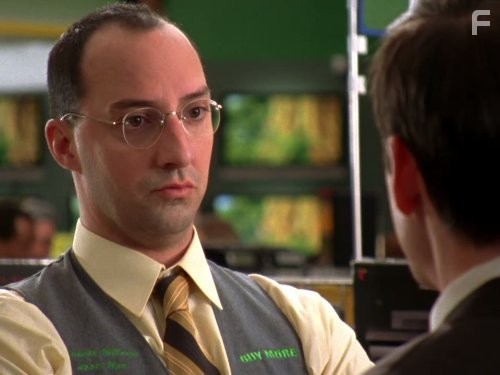 Tony Hale in Чак (2007)
