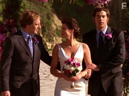 Scott Bakula, Sarah Lancaster, and Zachary Levi in Чак (2007)