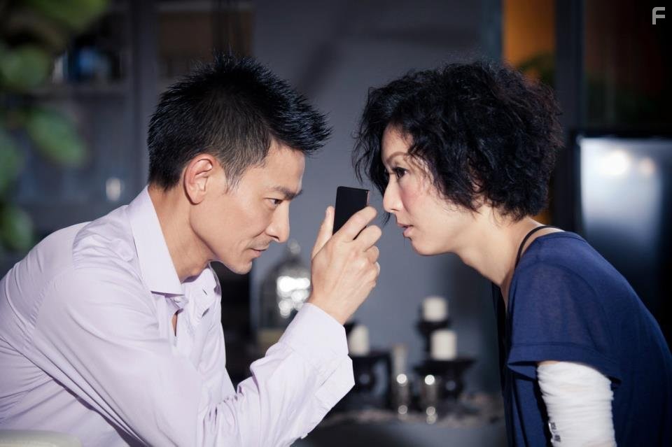 Sammi Cheng and Andy Lau in Слепой детектив (2013)