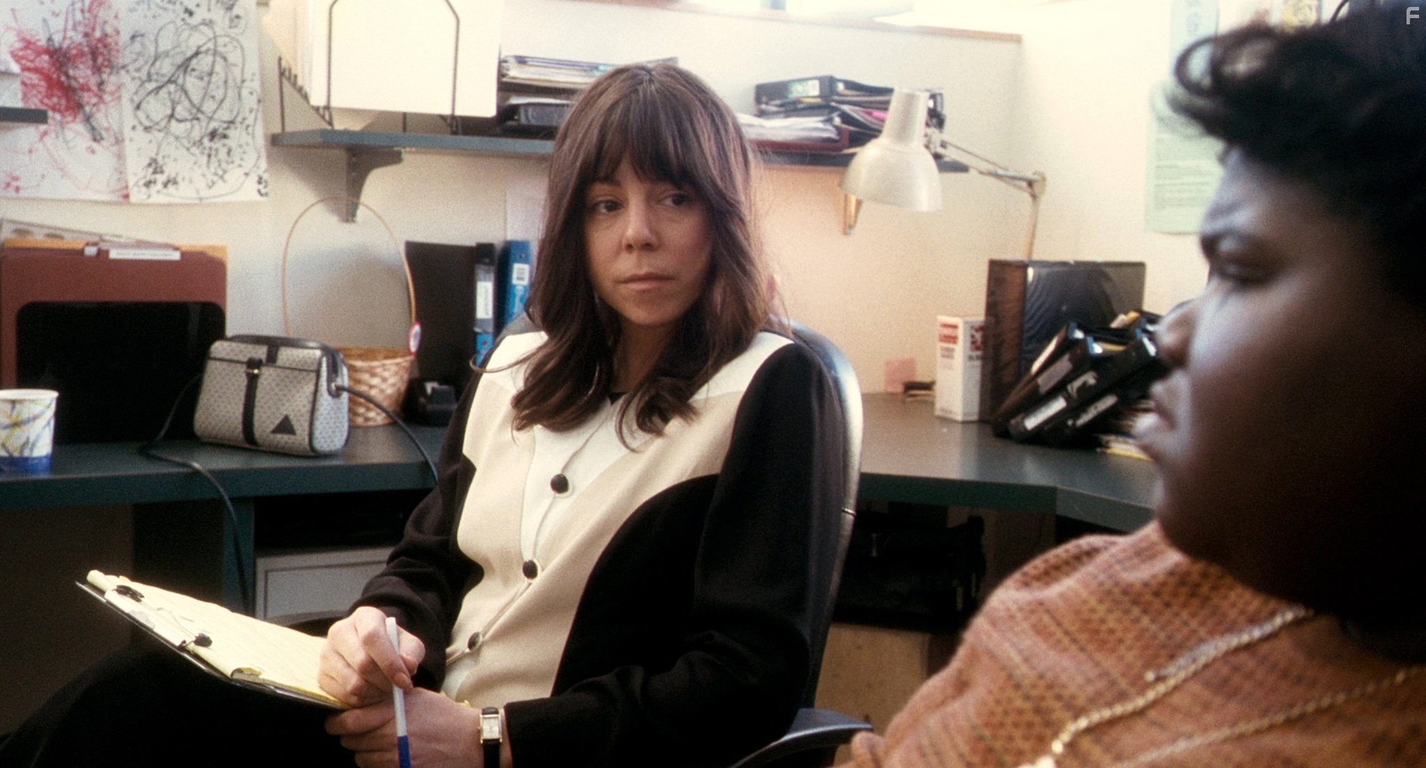 Mariah Carey and Gabourey Sidibe in Сокровище (2009)