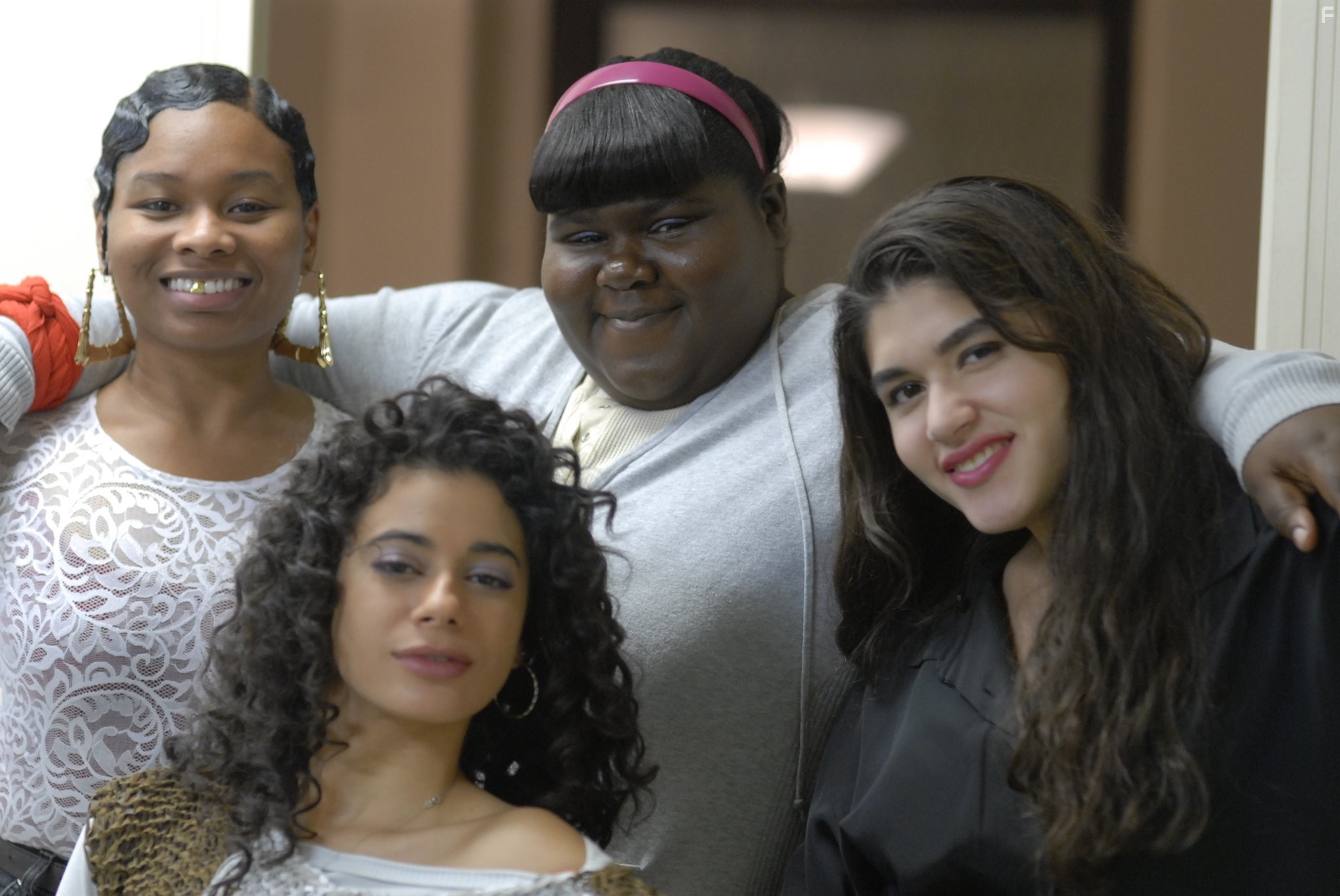 Amina Robinson, Gabourey Sidibe, and Stephanie Andujar in Сокровище (2009)