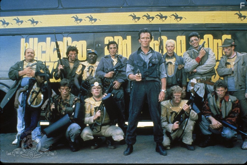 Jeff Goldblum, Peter Weller, Pepe Serna, and Lewis Smith in Приключения Бакару Банзая в восьмом измерении (1984)