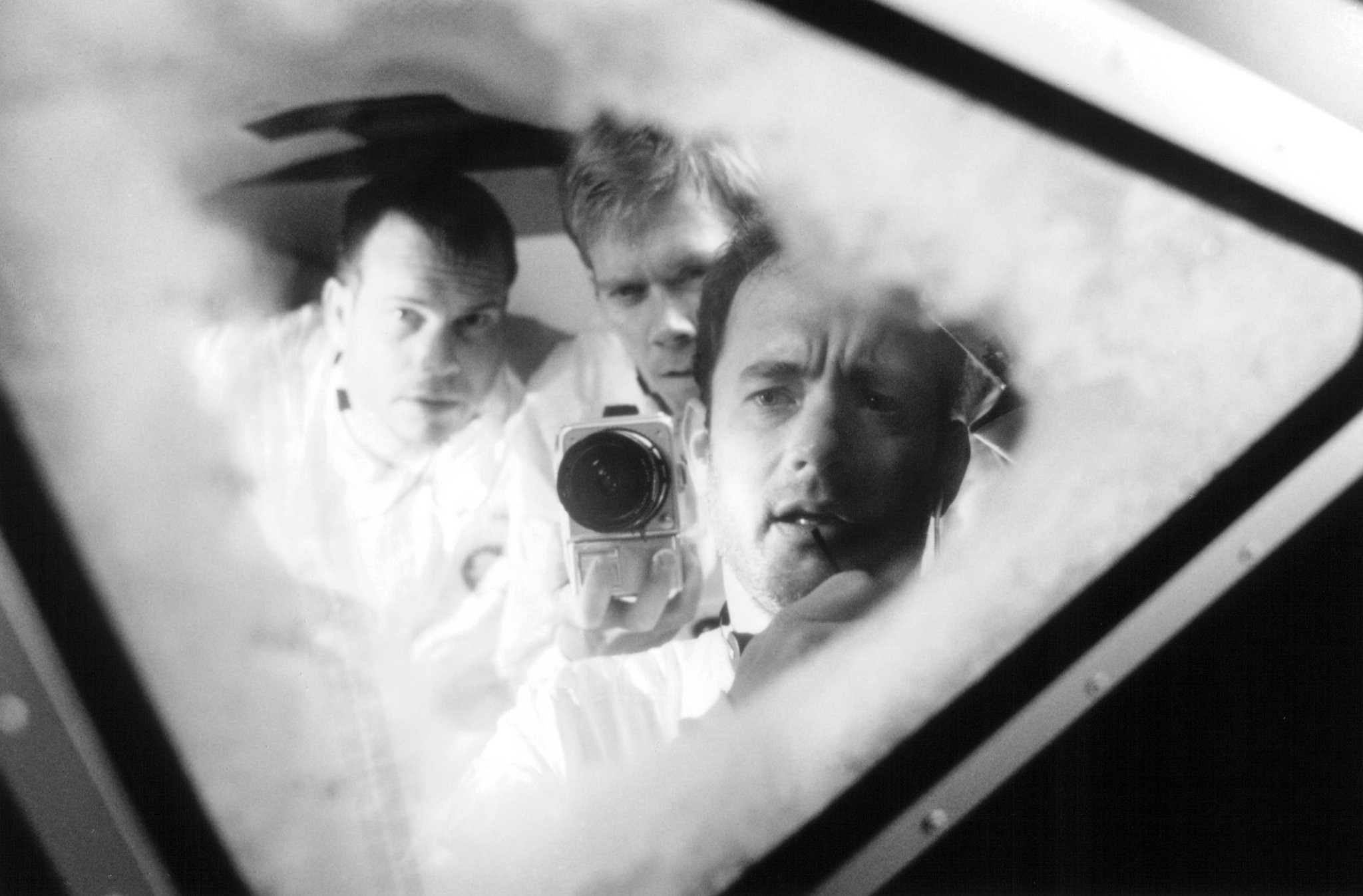 Kevin Bacon, Tom Hanks, and Bill Paxton in Аполлон 13 (1995)