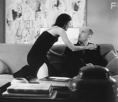 John Malkovich and Catherine Keener in Быть Джоном Малковичем (1999)