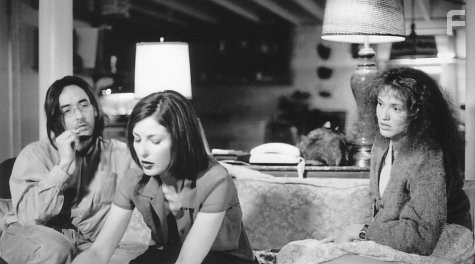 John Cusack, Cameron Diaz, and Catherine Keener in Быть Джоном Малковичем (1999)