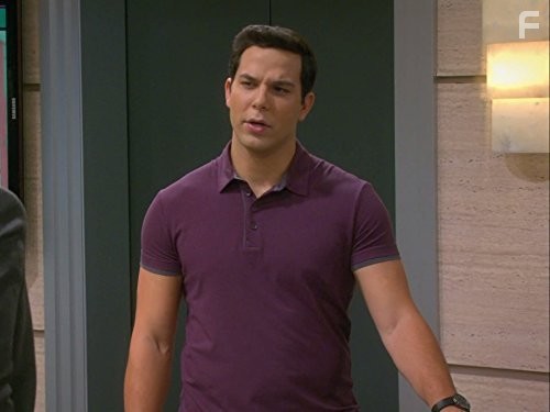 Skylar Astin in Нижний этаж (2013)