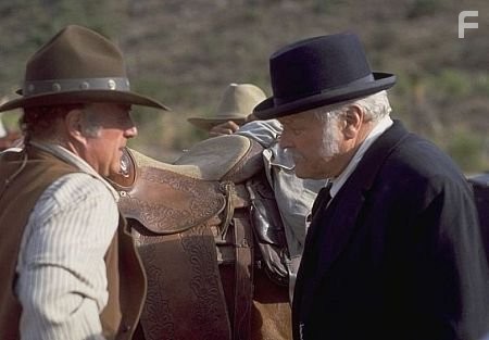 James Caan and Brian Dennehy in Warden of Red Rock (2001)