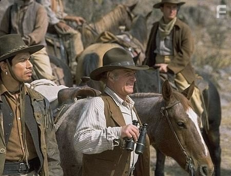 James Caan in Warden of Red Rock (2001)