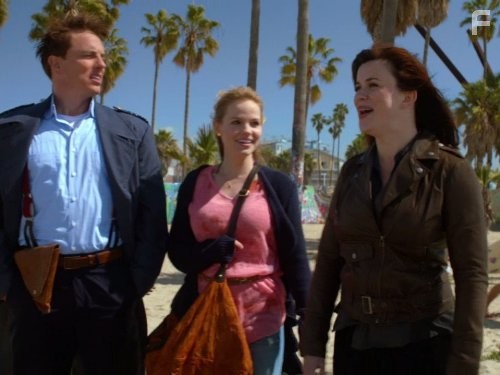 John Barrowman and Eve Myles in Торчвуд (2006)