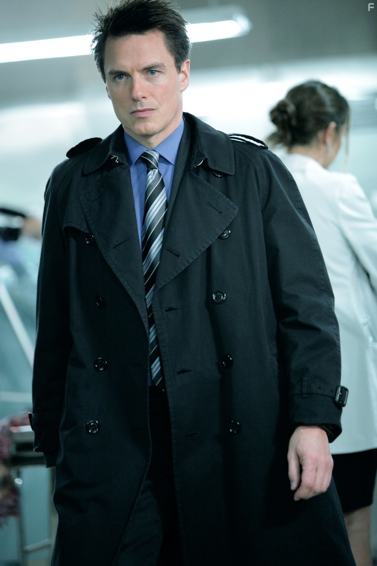 John Barrowman in Торчвуд (2006)
