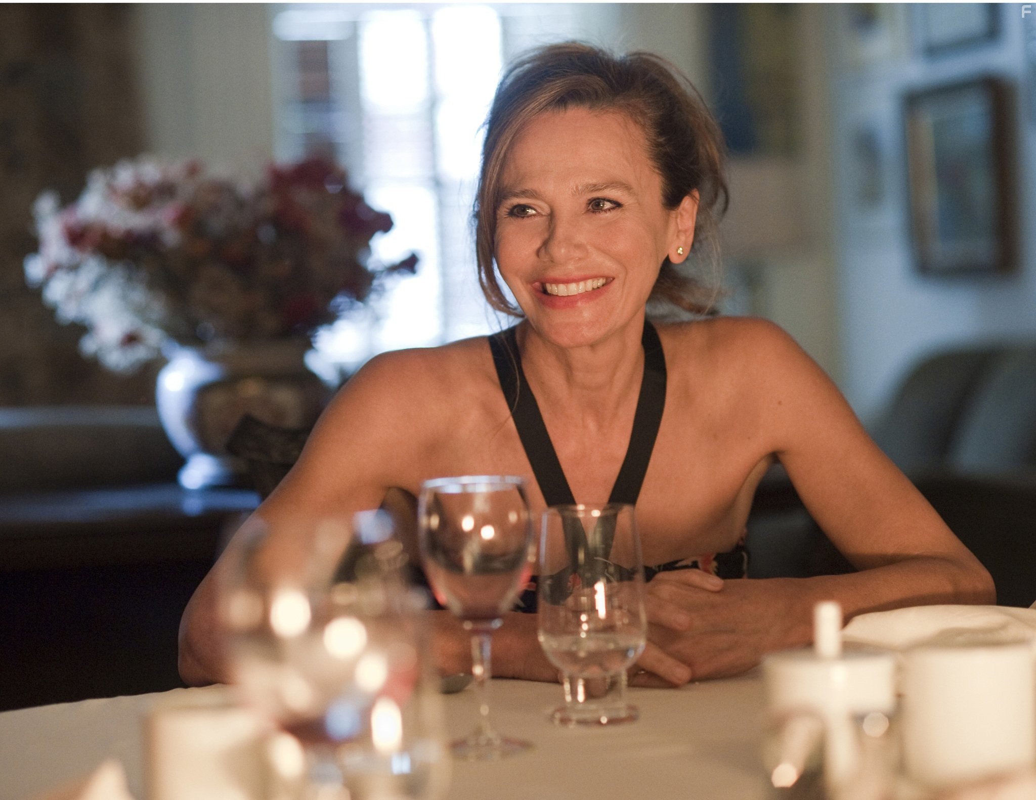 Lena Olin in Помни меня (2010)
