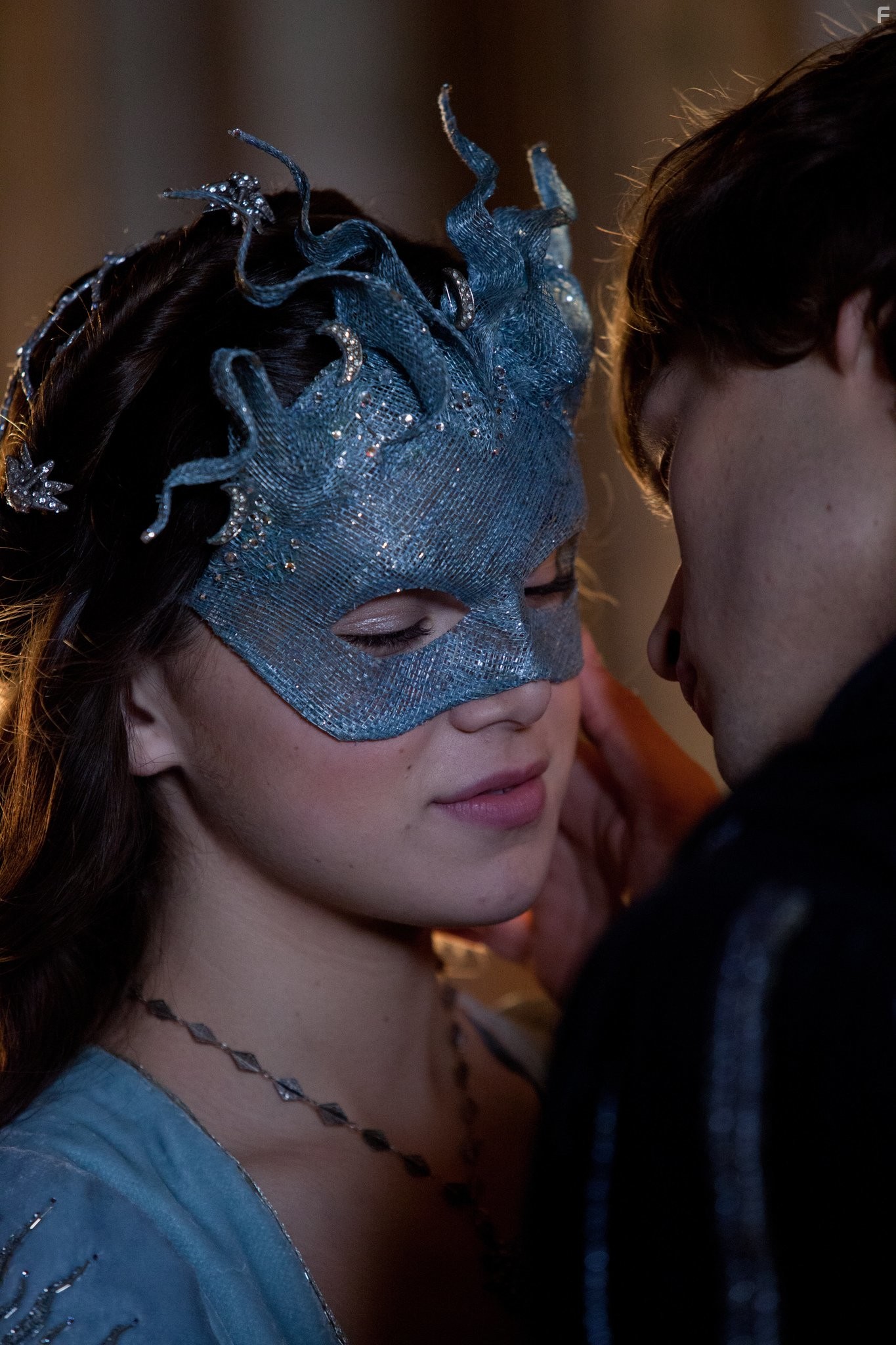 Hailee Steinfeld in Ромео & Джульетта (2013)