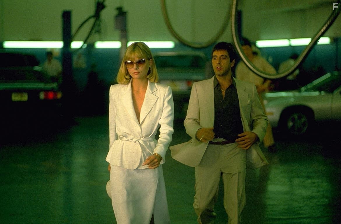 Al Pacino and Michelle Pfeiffer in Лицо со шрамом (1983)