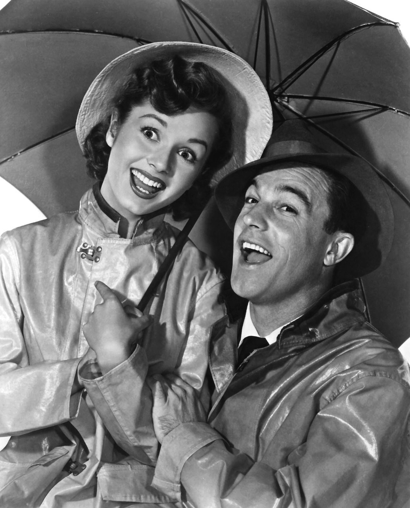 Gene Kelly and Debbie Reynolds in Поющие под дождём (1952)