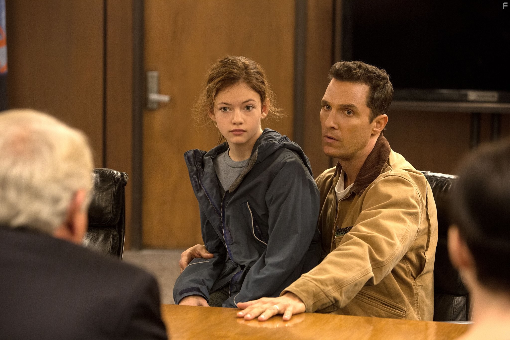 Matthew McConaughey and Mackenzie Foy in Интерстеллар (2014)
