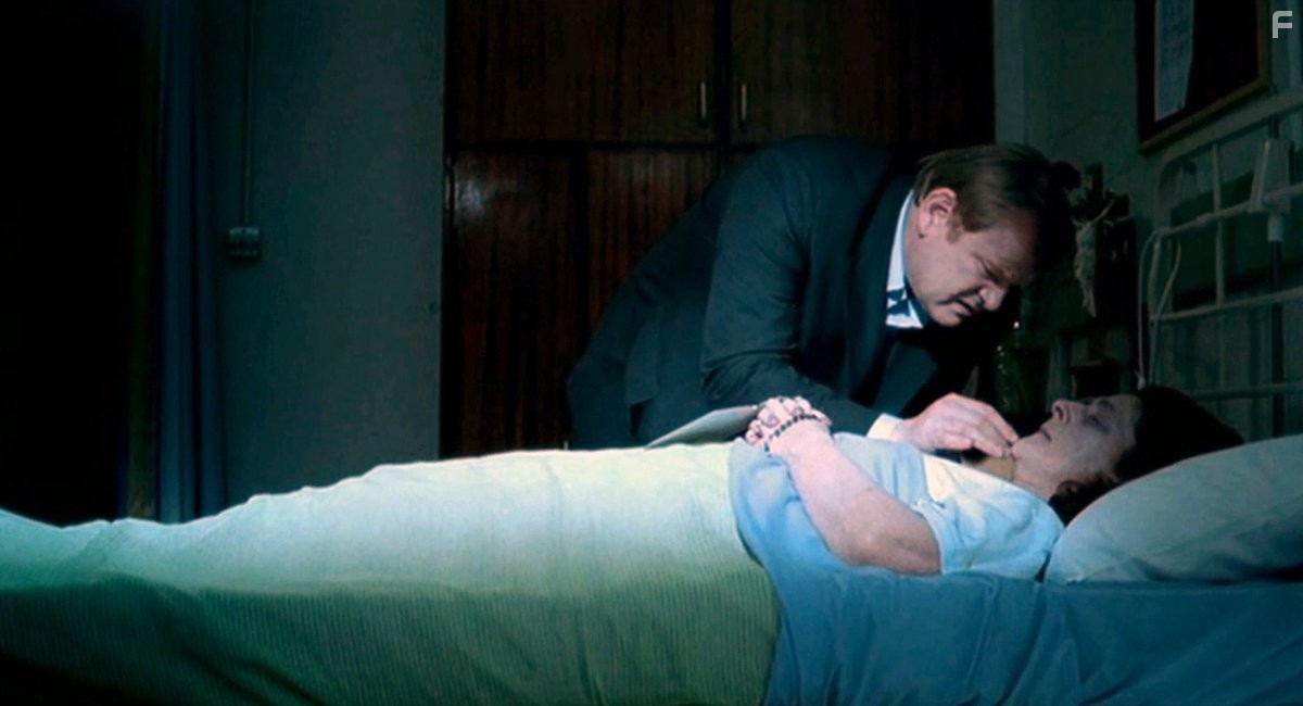 Brendan Gleeson and Ann McFarlane in Шестизарядный (2004)