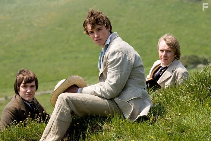 Steven Robertson, Eddie Redmayne, and Hugh Skinner in Тэсс из рода Д'Эрбервиллей (2008)