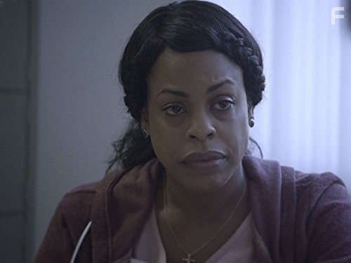 Niecy Nash in Старость - не радость (2013)