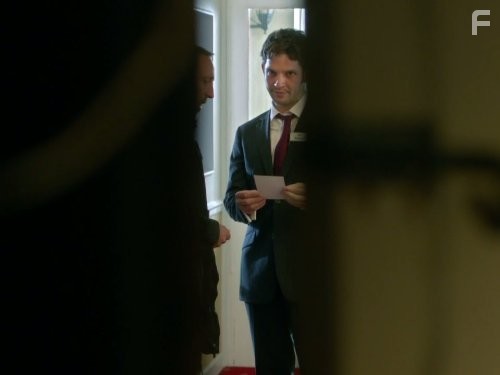 Damien Molony in Быть человеком (2008)