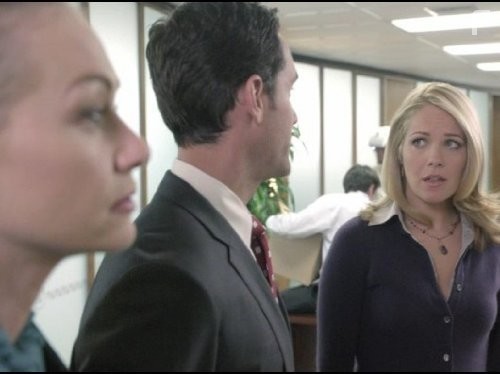 Portia de Rossi, Jay Harrington, and Andrea Anders in Давай еще, Тэд (2009)