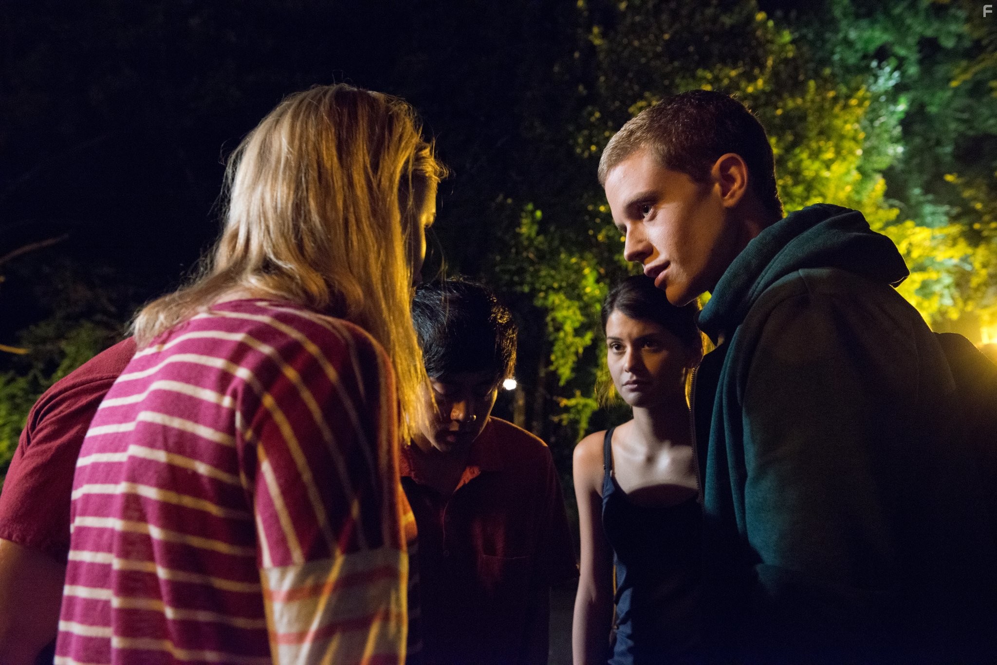 Allen Evangelista, Jonny Weston, and Virginia Gardner in Континуум (2015)