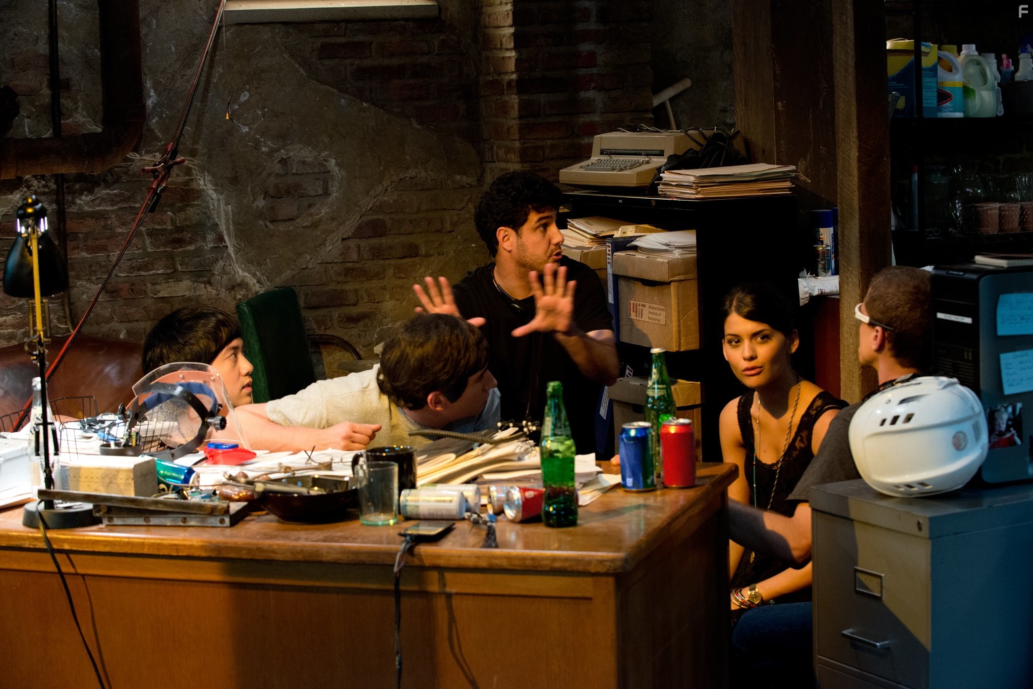 David Raskin, Sam Lerner, Allen Evangelista, Dean Israelite, and Jonny Weston in Континуум (2015)