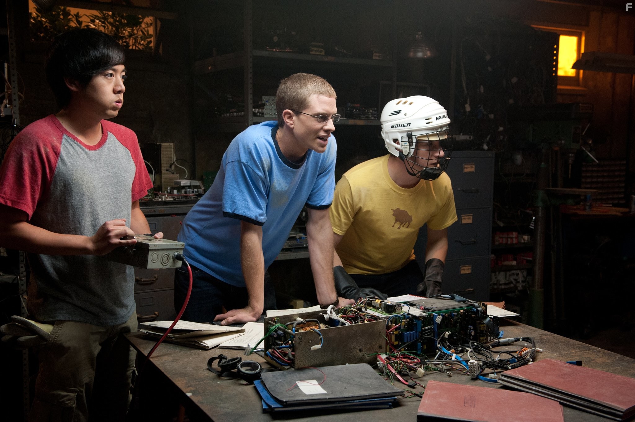 Sam Lerner, Allen Evangelista, and Jonny Weston in Континуум (2015)