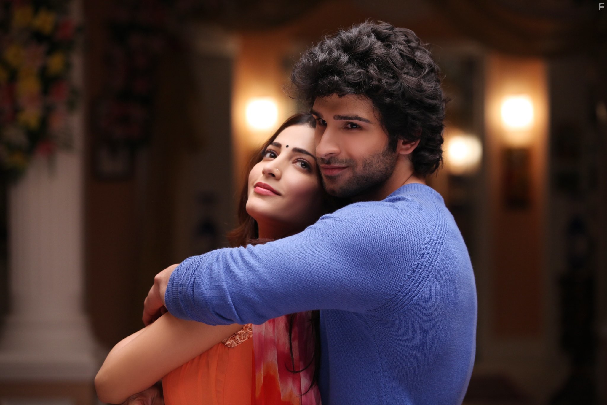 Shruti Haasan and Girish Taurani in Рамая, ты вернёшься (2013)