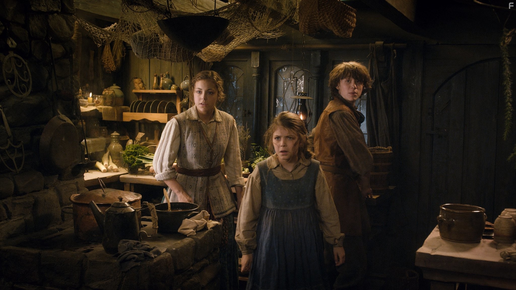 John Bell, Peggy Nesbitt, and Mary Nesbitt in Хоббит: Пустошь Смауга (2013)